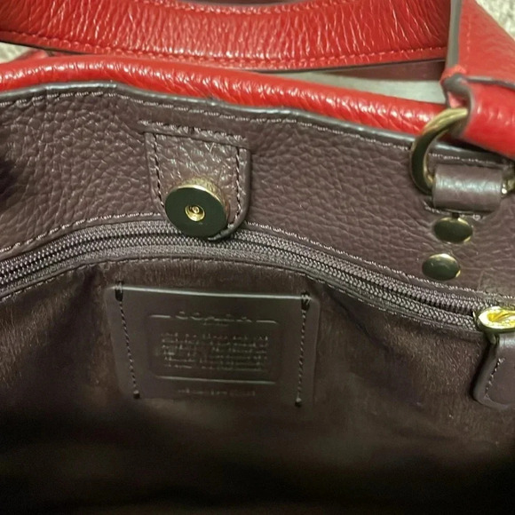 Dempsey Tote 22 With Coach Patch And Heart Charm - Picture 6 of 8